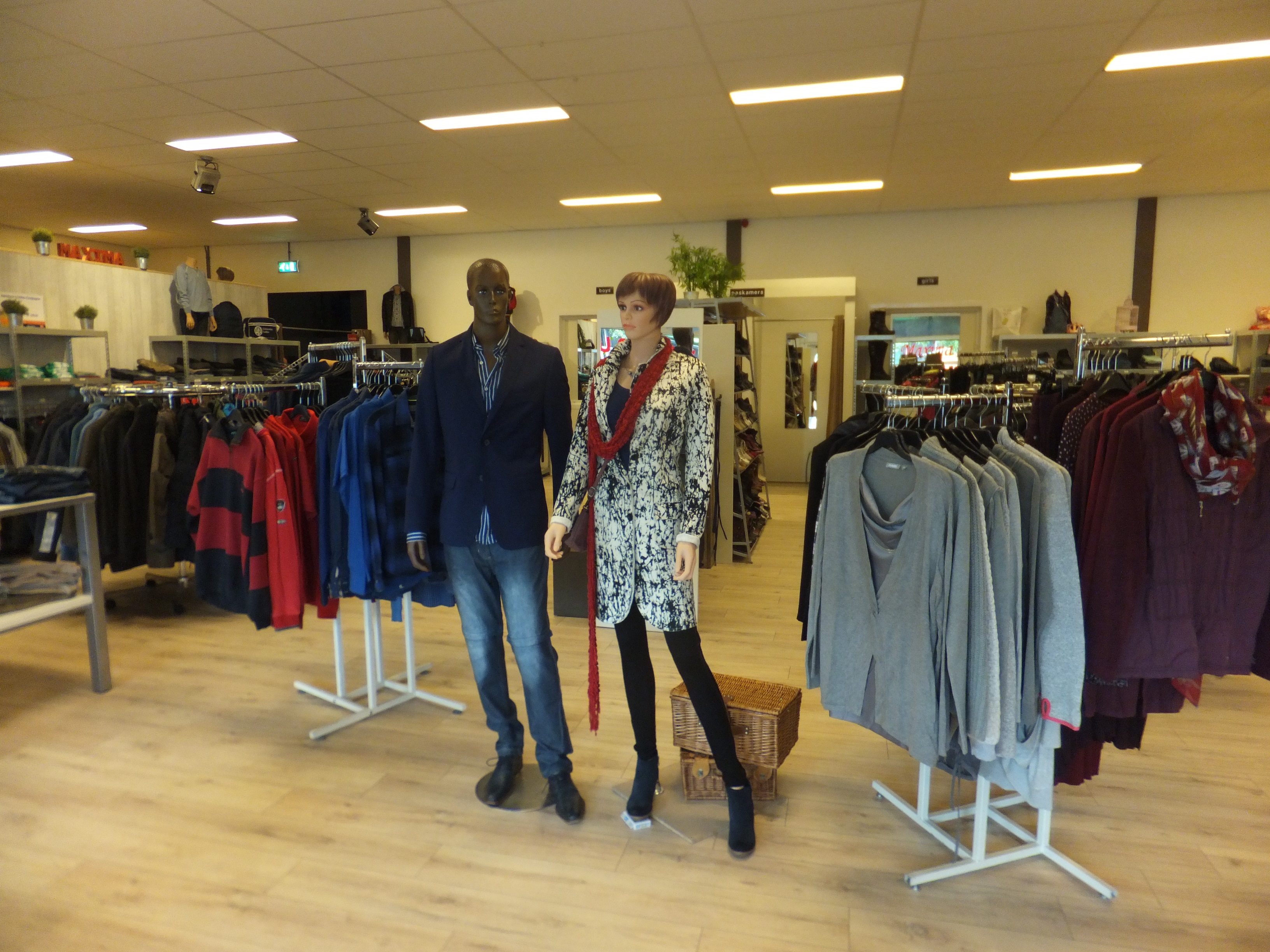Stichting Kledingbank Maxima Stichting Kledingbank Maxima